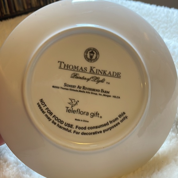 EUC Thomas Kincade. Sunset at Riverbend Farm. Cup and saucer. - Picture 6 of 7